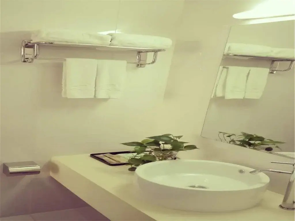 RYM Hotel Dalian Renmin Road