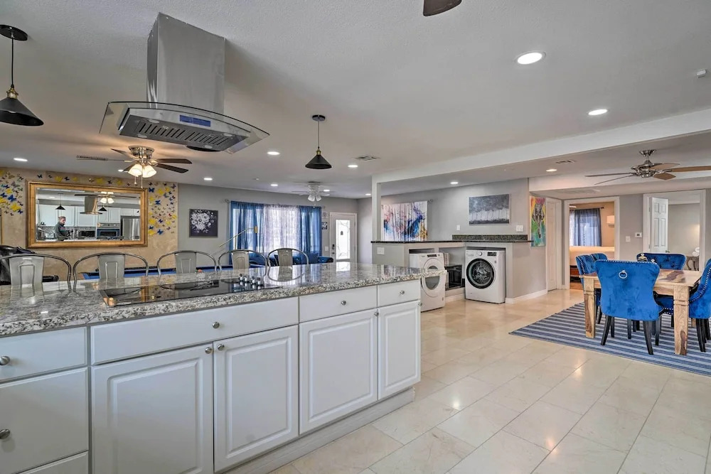 Home w/ Private Pool - Near Las Vegas Strip