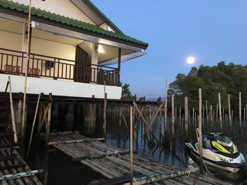 Meena Resort