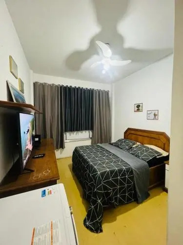MARAVILHOSO QUARTO E SALA NO LEBLON na Av ATAULFO DE PAIVA