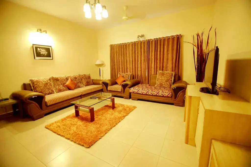 Falcon Suites Residency Road