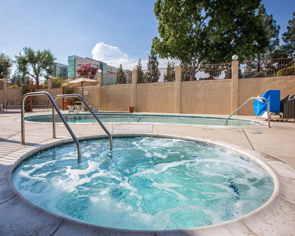 Econo Lodge Fontana