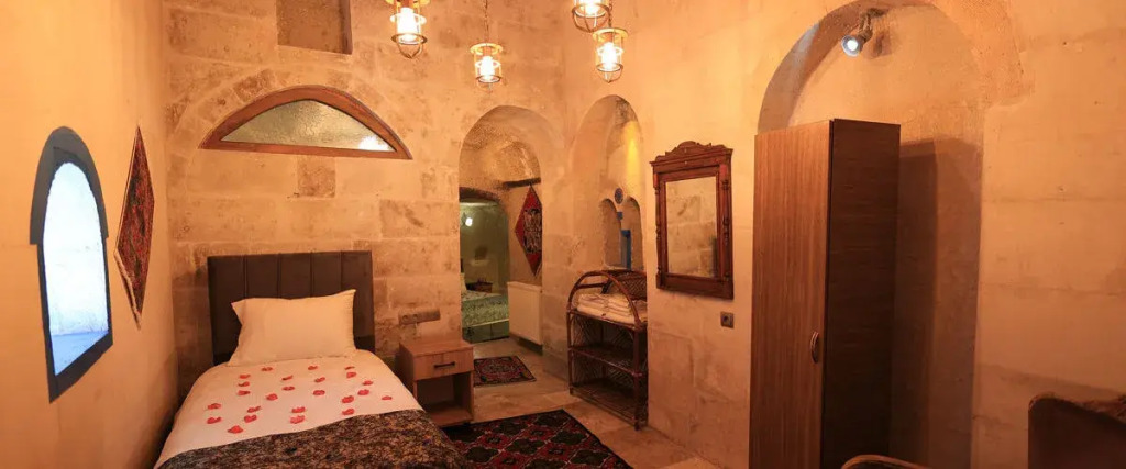 Pacha Cave Hotel