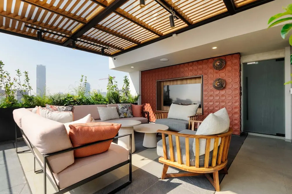w Modern Cozy 1BR w Terrace in Tabacalera