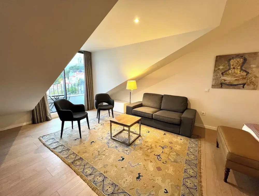 Amazing View in the Castle Hill Apartment