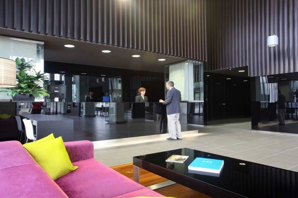 Отель Sercotel Boulevard Vitoria