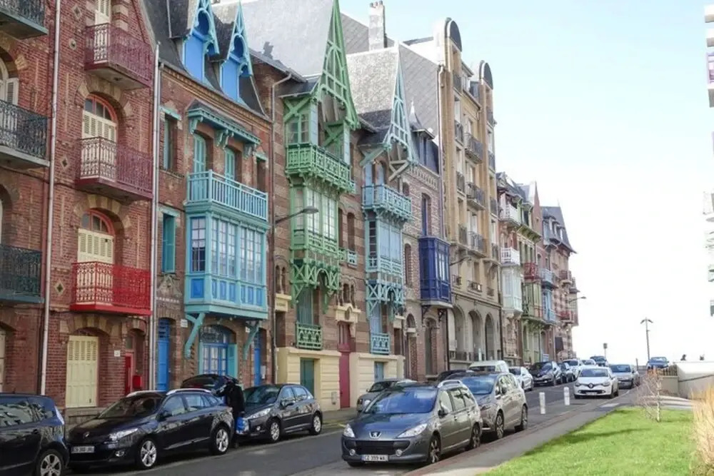 Townhouse near Bay of Somme and Norman Beaches
