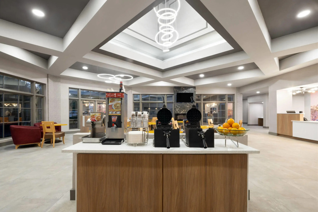 La Quinta by Wyndham Raleigh Cary