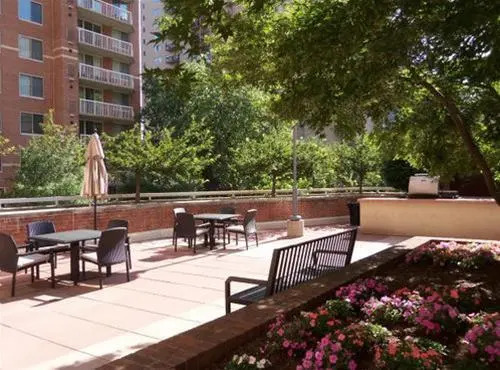 Global Luxury Suites at Pentagon City South