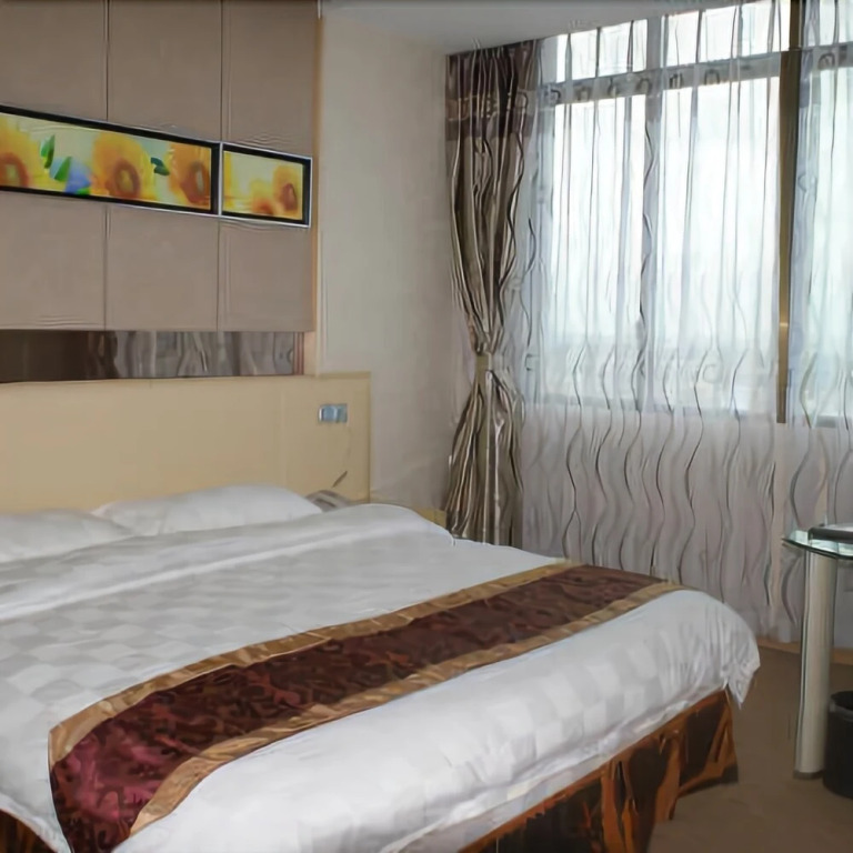 Jade Bay Hotel