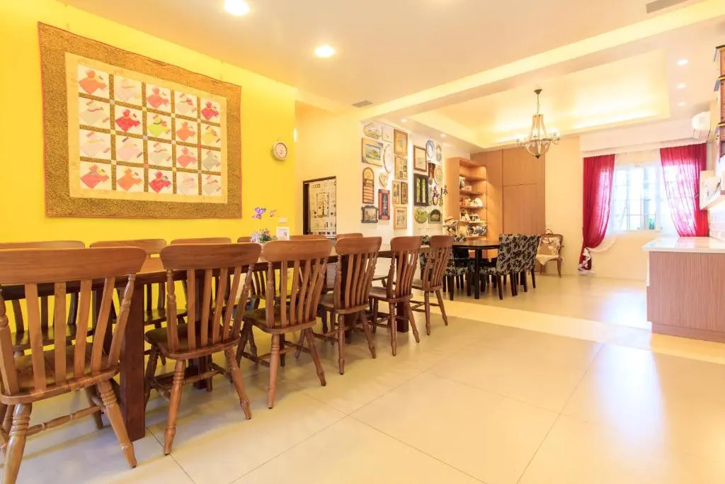 Elegance House