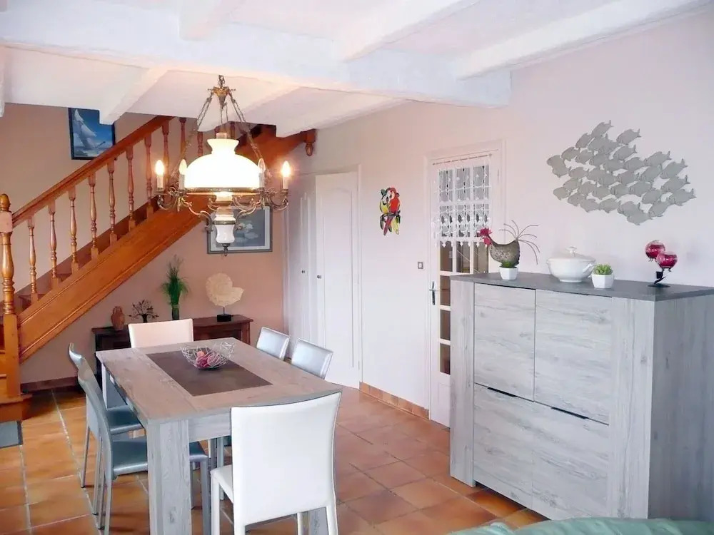 Holiday Home by Roscoff Beach and Horse Racing