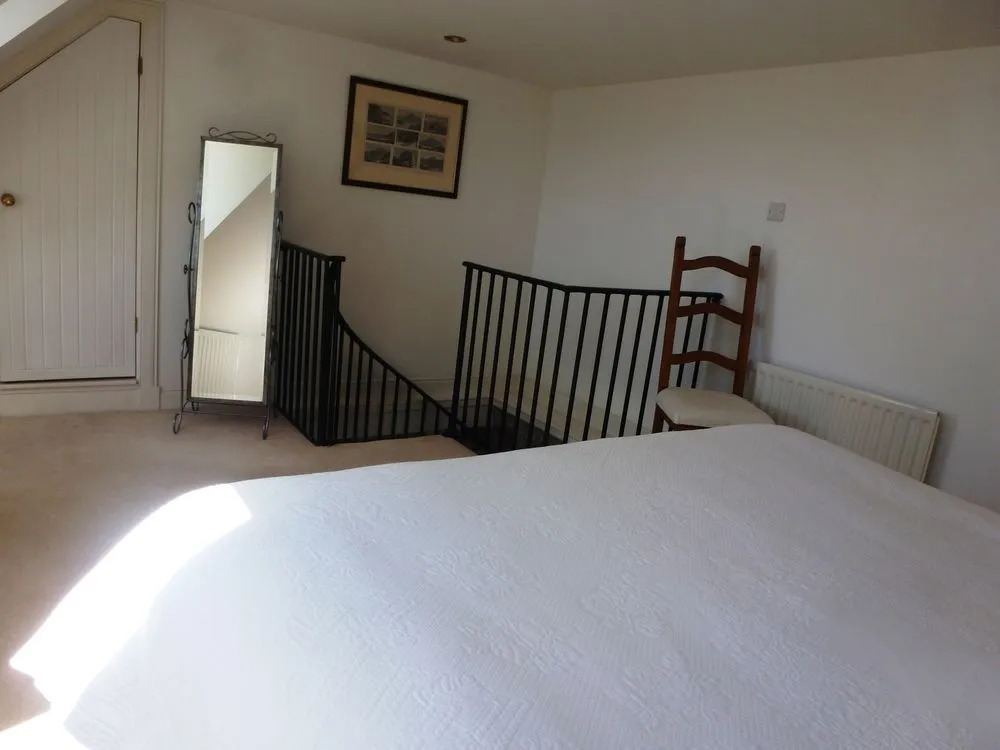 Summer Isles Hotel