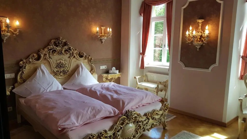 Schloss Sennfeld - Hotel & Restaurant & Veranstaltungsort