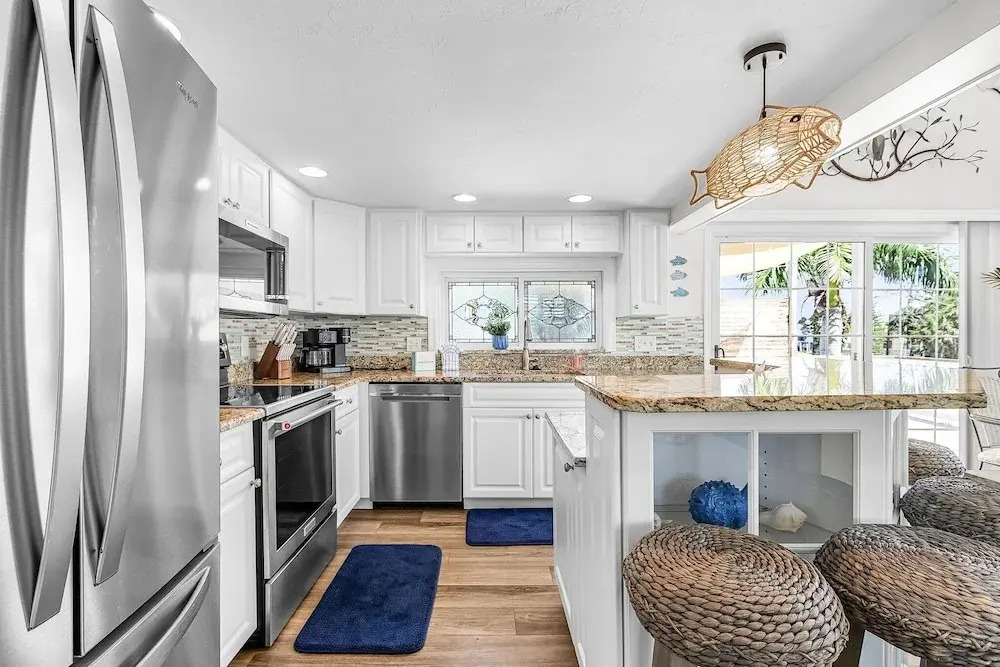 249 Pearl Paradise: 3br/3ba Pool Home! 3 Bedroom Home