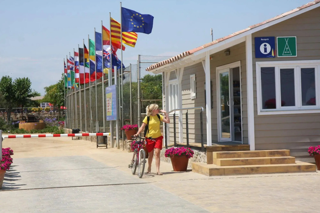 Camping Del Mar