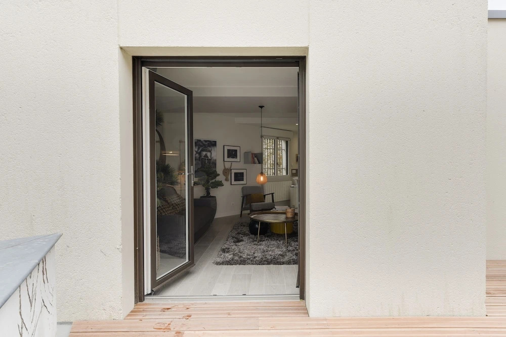 Bonzaï-superbe Logement Avec Parking