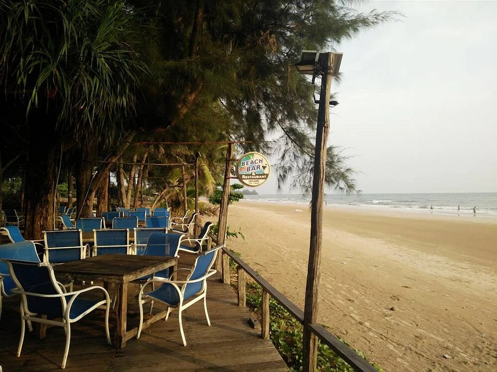 Chivaree Hotel And Resort