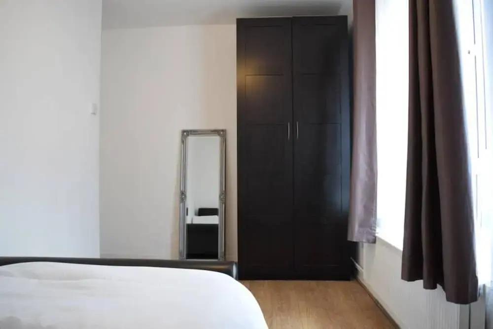 Cosy 4 Bedroom Flat in Kennington
