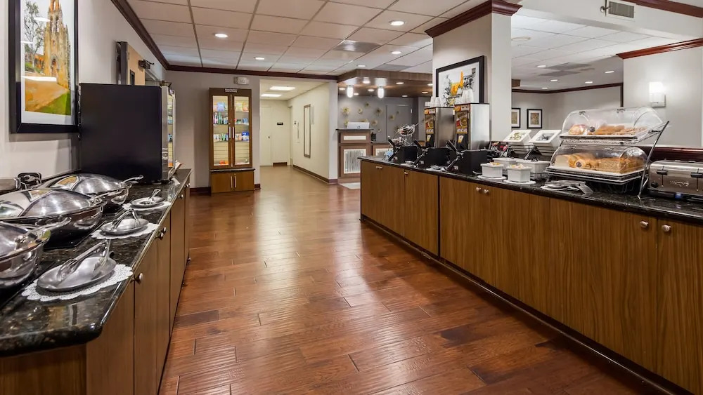 Hampton Inn San Antonionw/seaw
