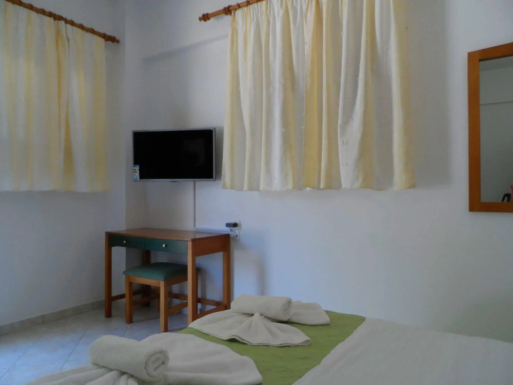 Logas Beach Studios Peroulades Corfu