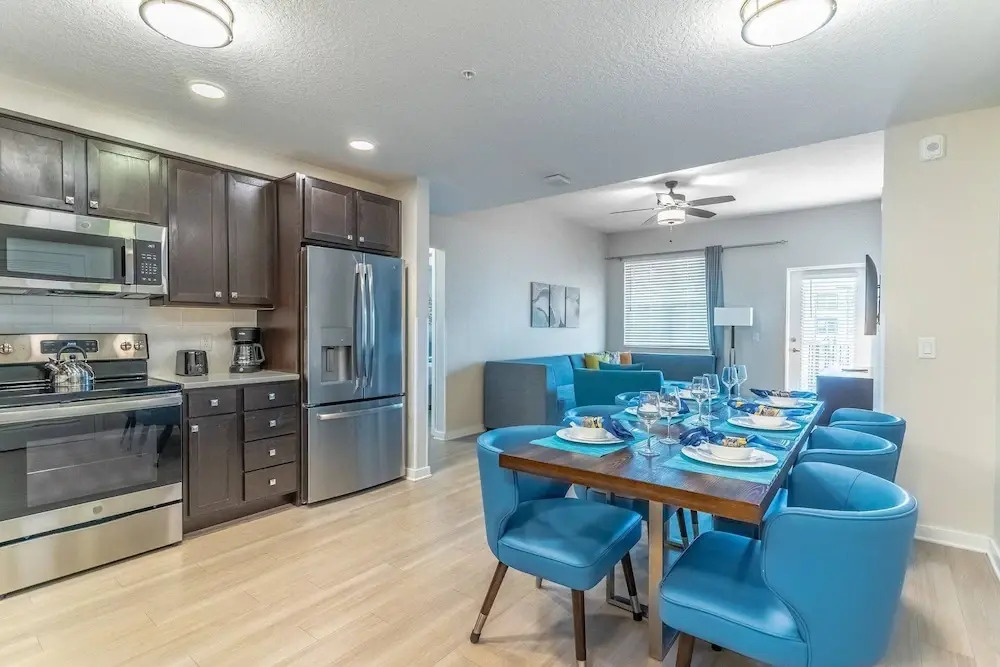 4001 Vista Cay