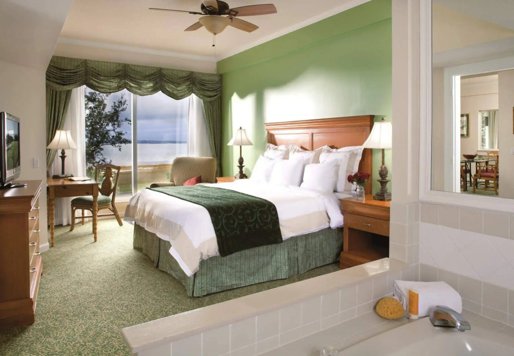 Marriotts Harbour Club
