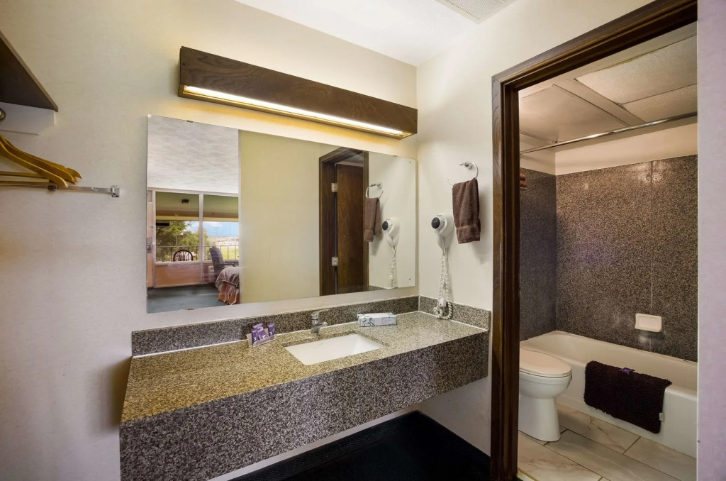 Travelodge by Wyndham Oakley