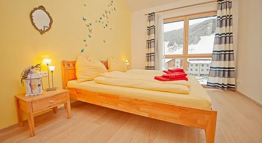 Sunny Villa