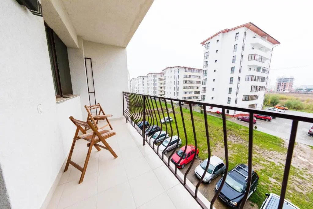 Family Apartment near Shoping City