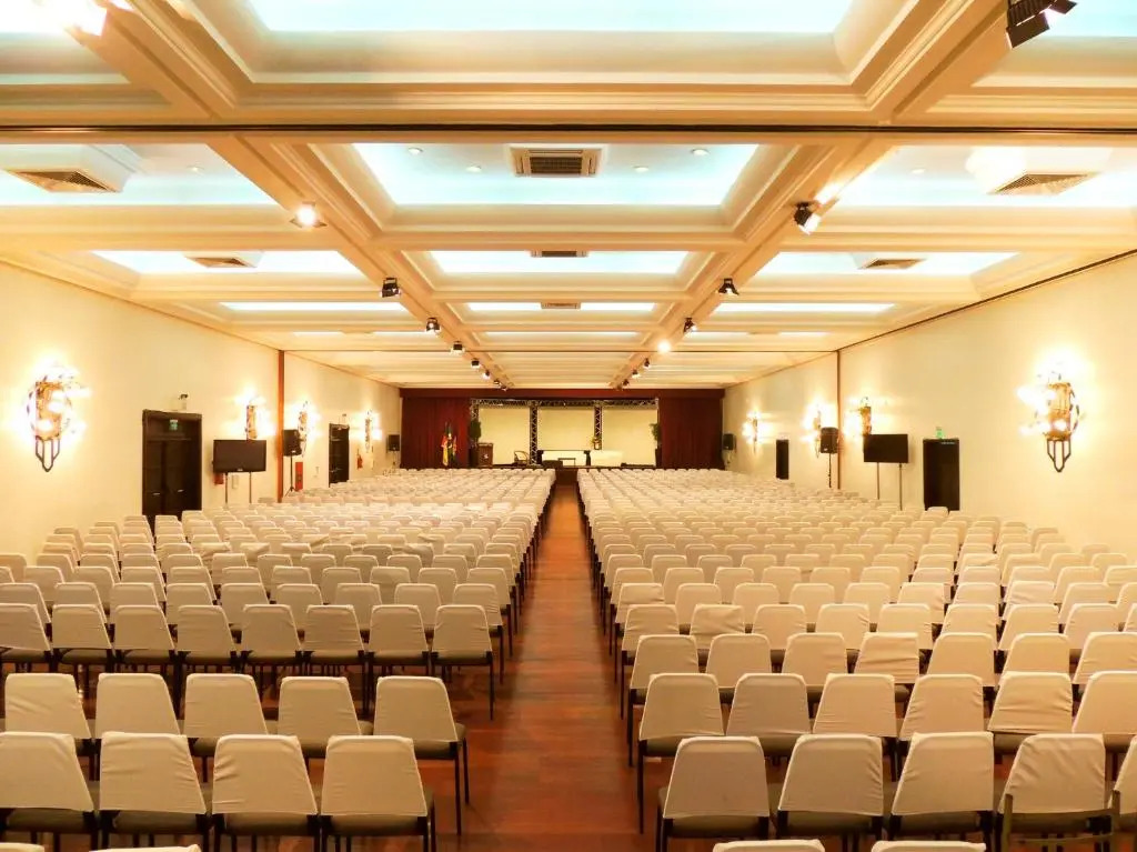 Serrazul Hotel