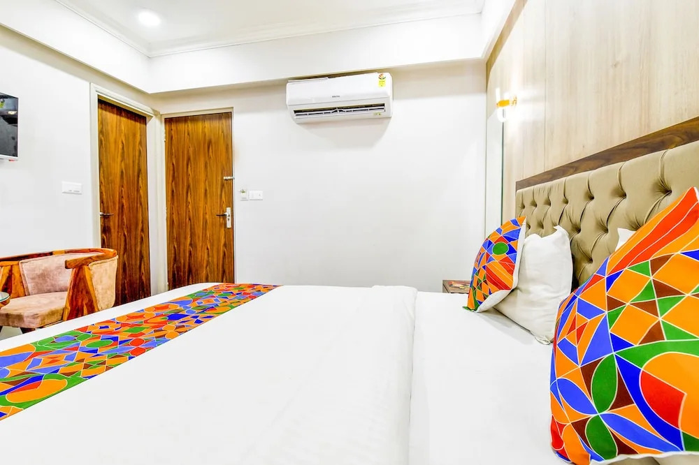 Hotel O Shiv Mahima
