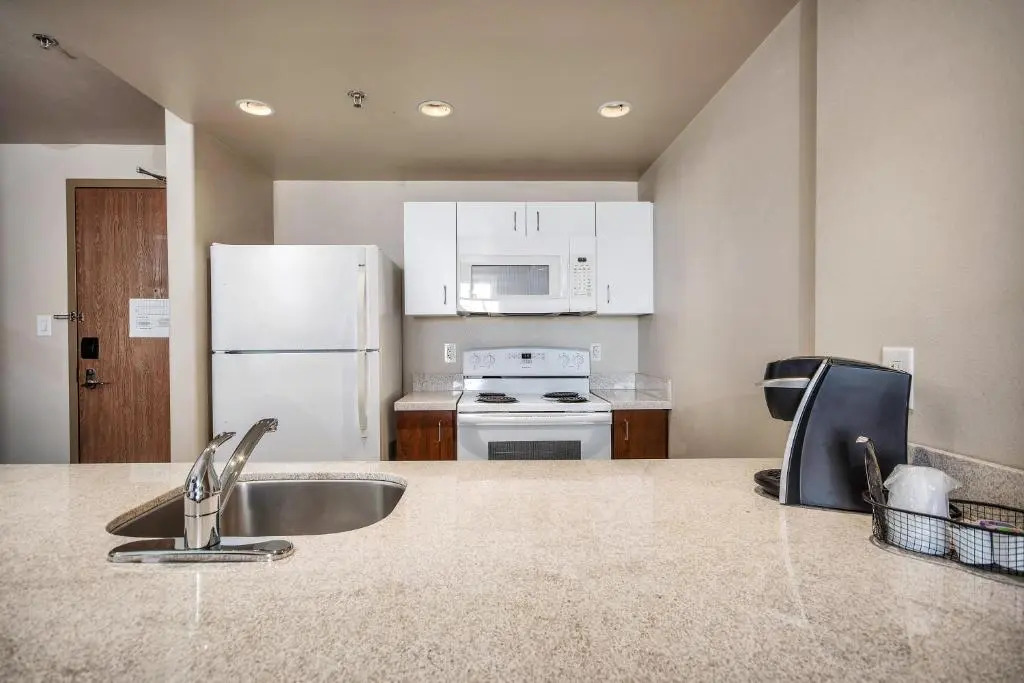Home Inn & Suites Regina East