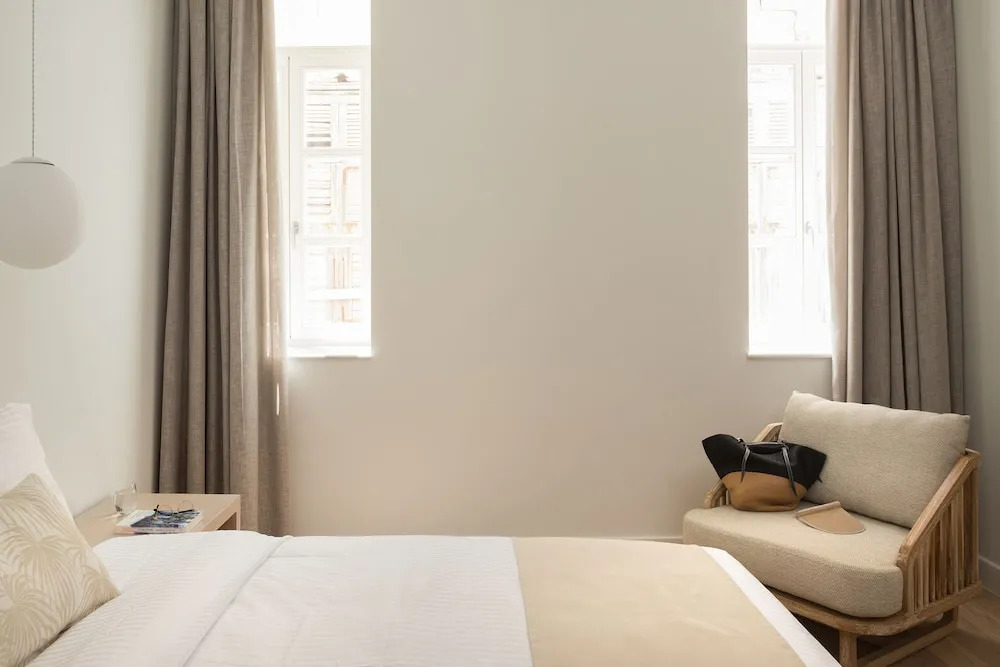 Syros Soul Luxury Suites
