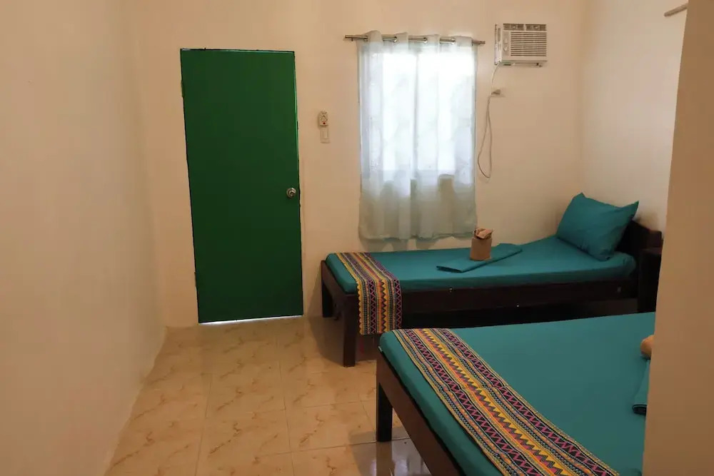 Garpeza Backpackers