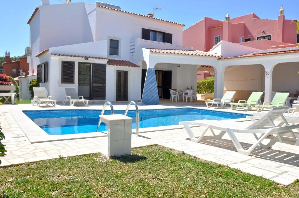 A Fantastic Place for Families, Hilton Hotel are and close to amenities