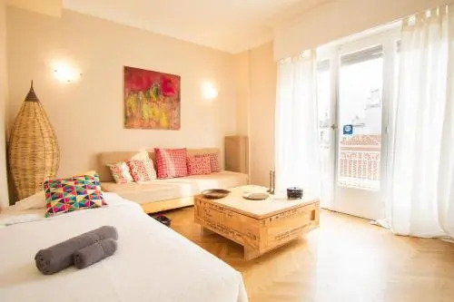 The Helios Flat