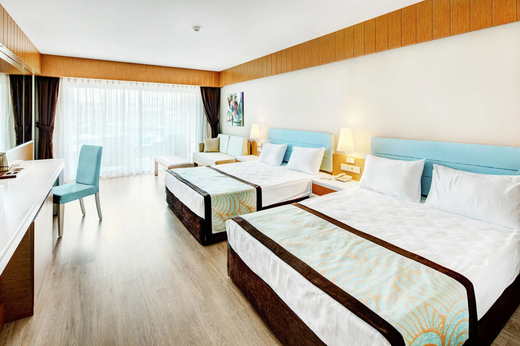 Tui Magic Life Jacaranda
