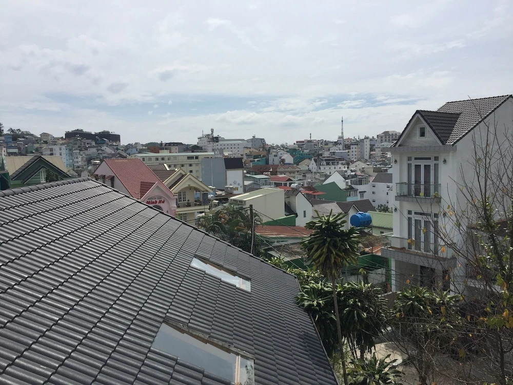 Hai Cay Thong Homestay - Hostel