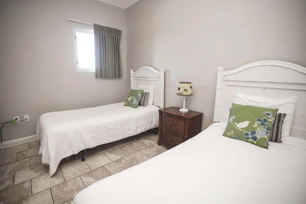 Sterling Reef Beach Resort