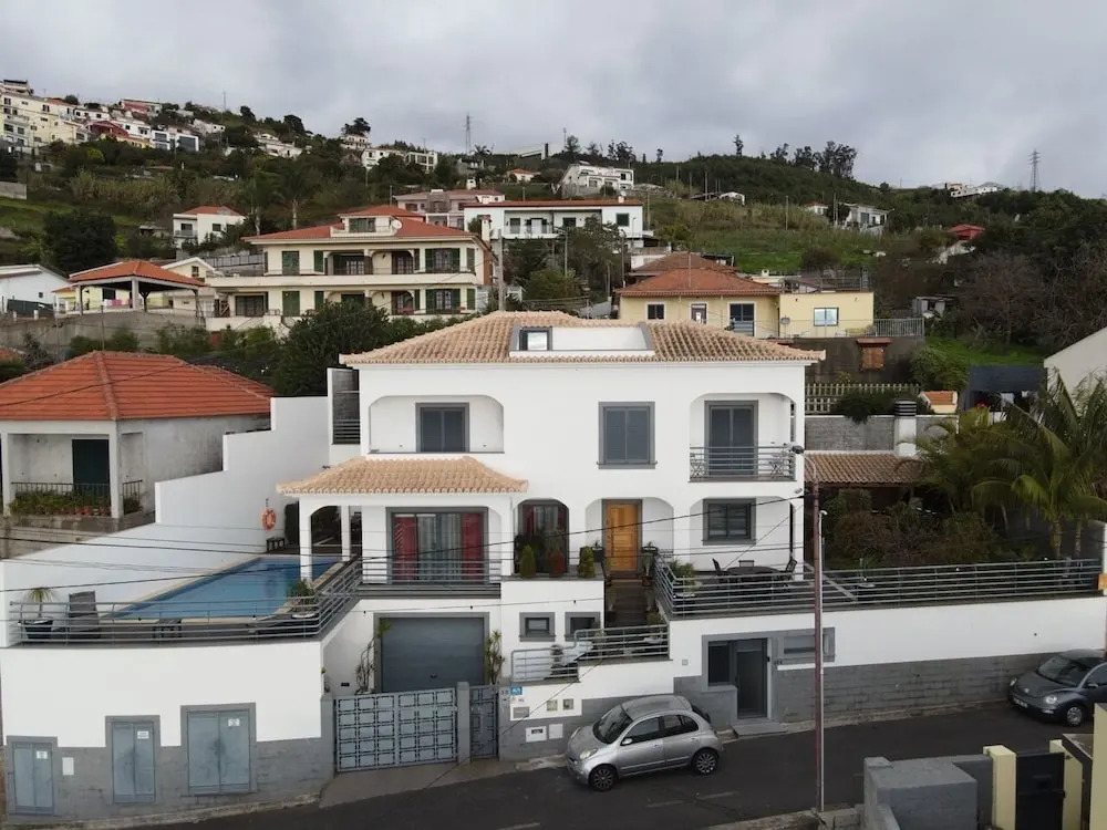 Sea and Sun 4 You - Villa Oliveira