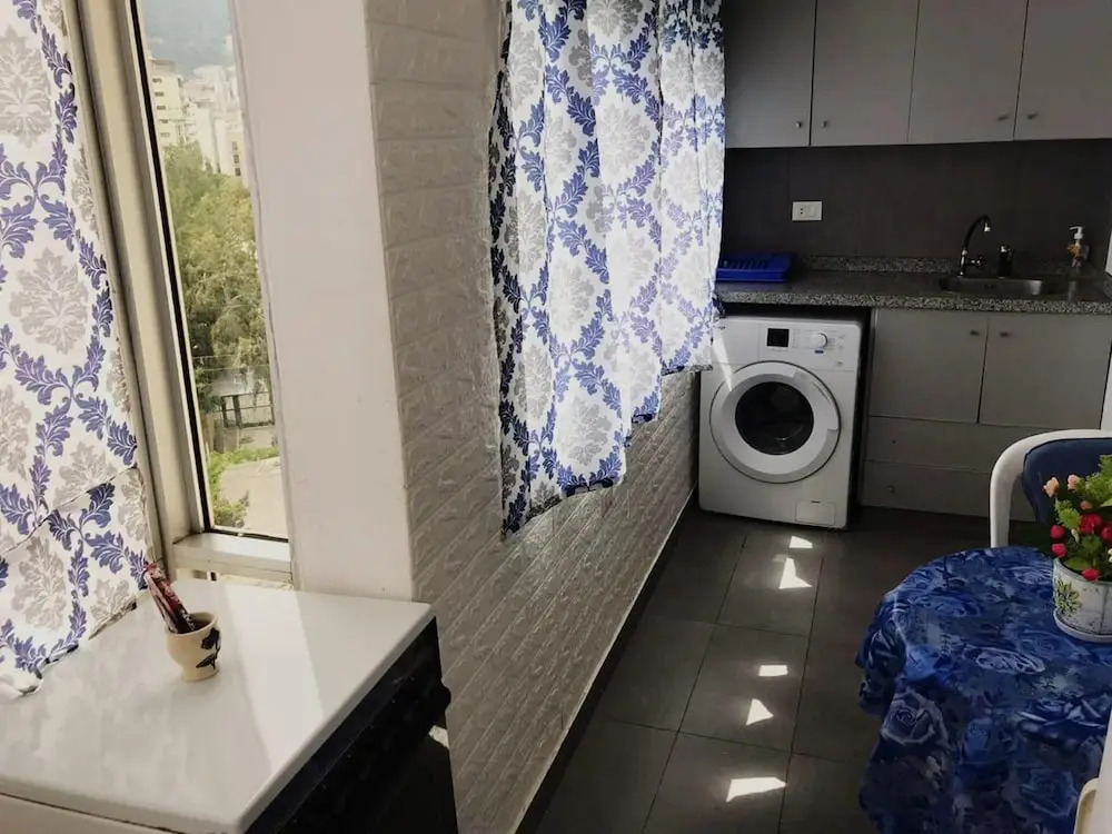 Apartment in Jounieh, sea View, 6th Floor, Wifi