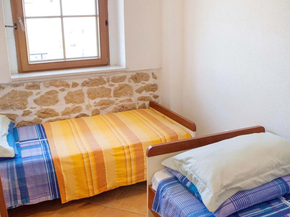 Apartment in Okrug Donji for 4 Person