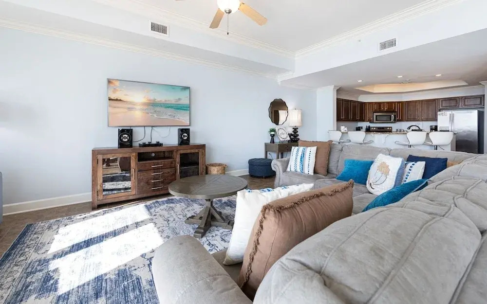 The Oasis 405 formerly Phoenix West II 405