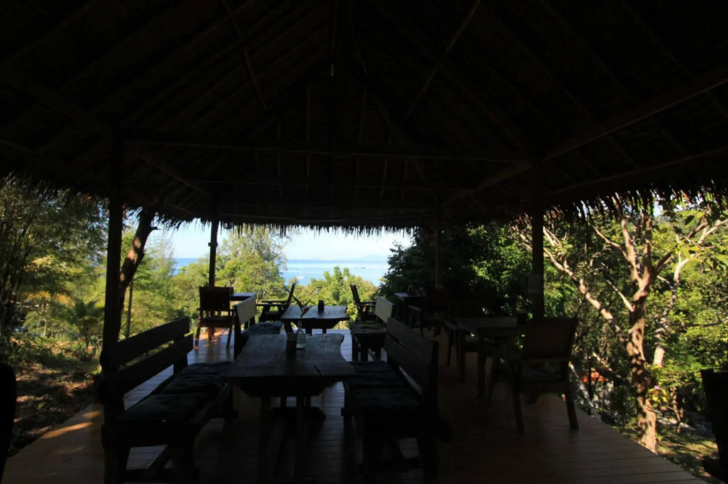 Chomjan Resort