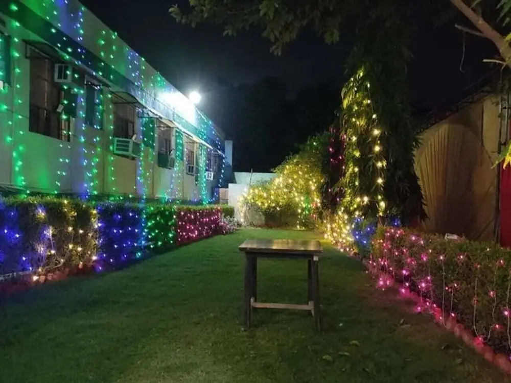 Hotel Ambika Palace