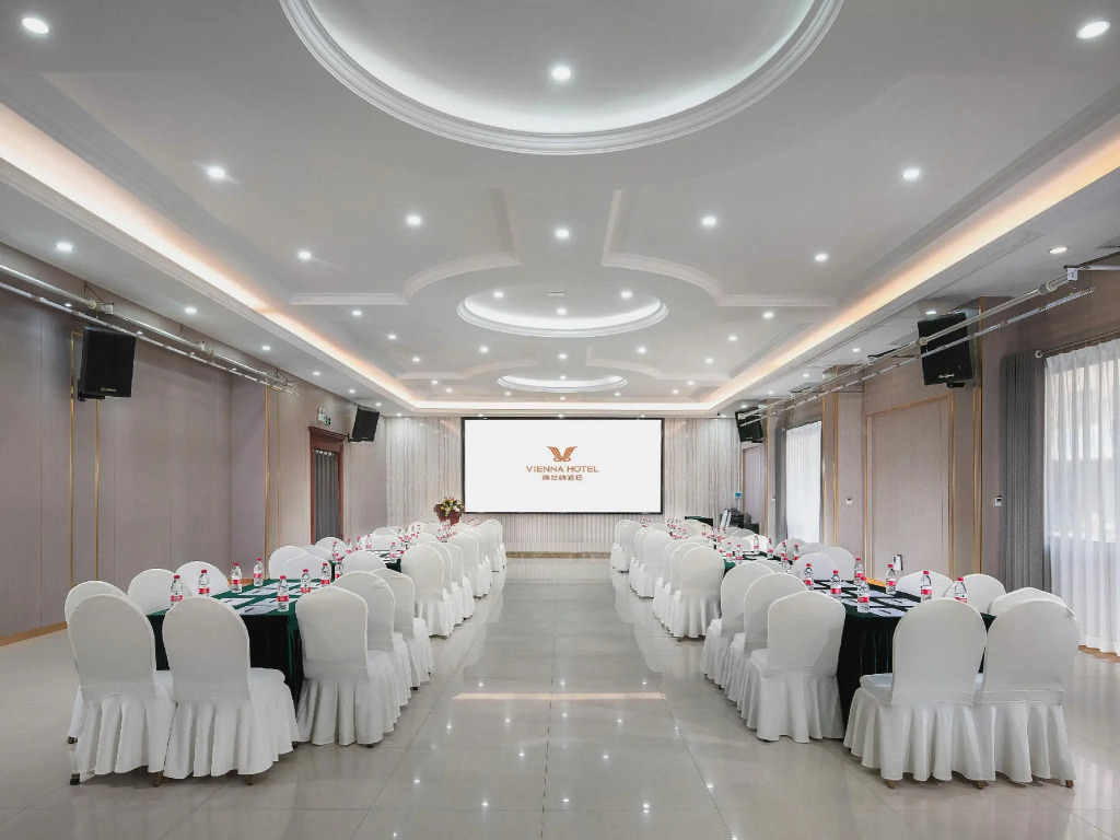 Vienna Hotel Huizhou Zhongxin