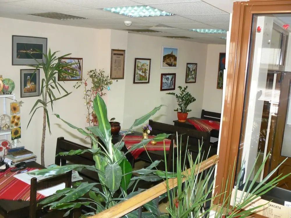 Family Hotel Varusha