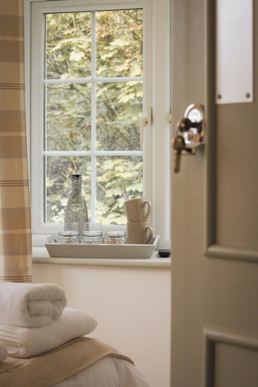 Lemon Tree Rooms - Newly Refurbished Coastal Stay