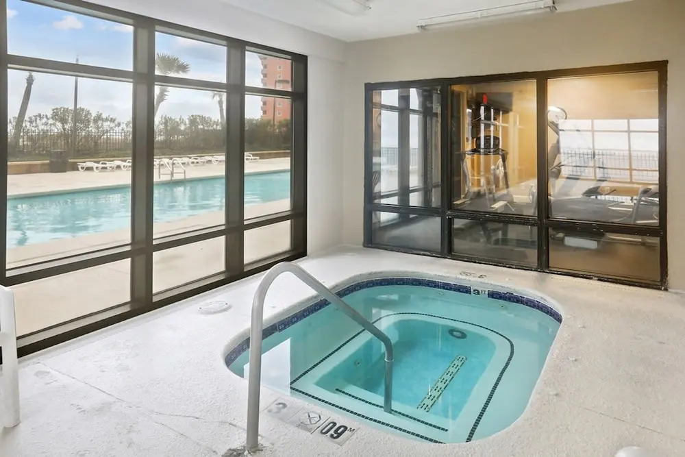 Grand Pointe 313 3 Bedrooms Gulf-front Stunning Views